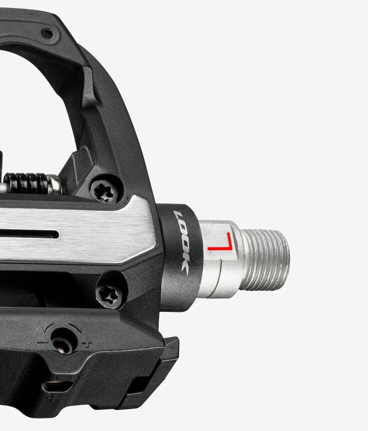 Installation is made easier with L and R stamped on the axles of the Look Indoor Dual Pedals