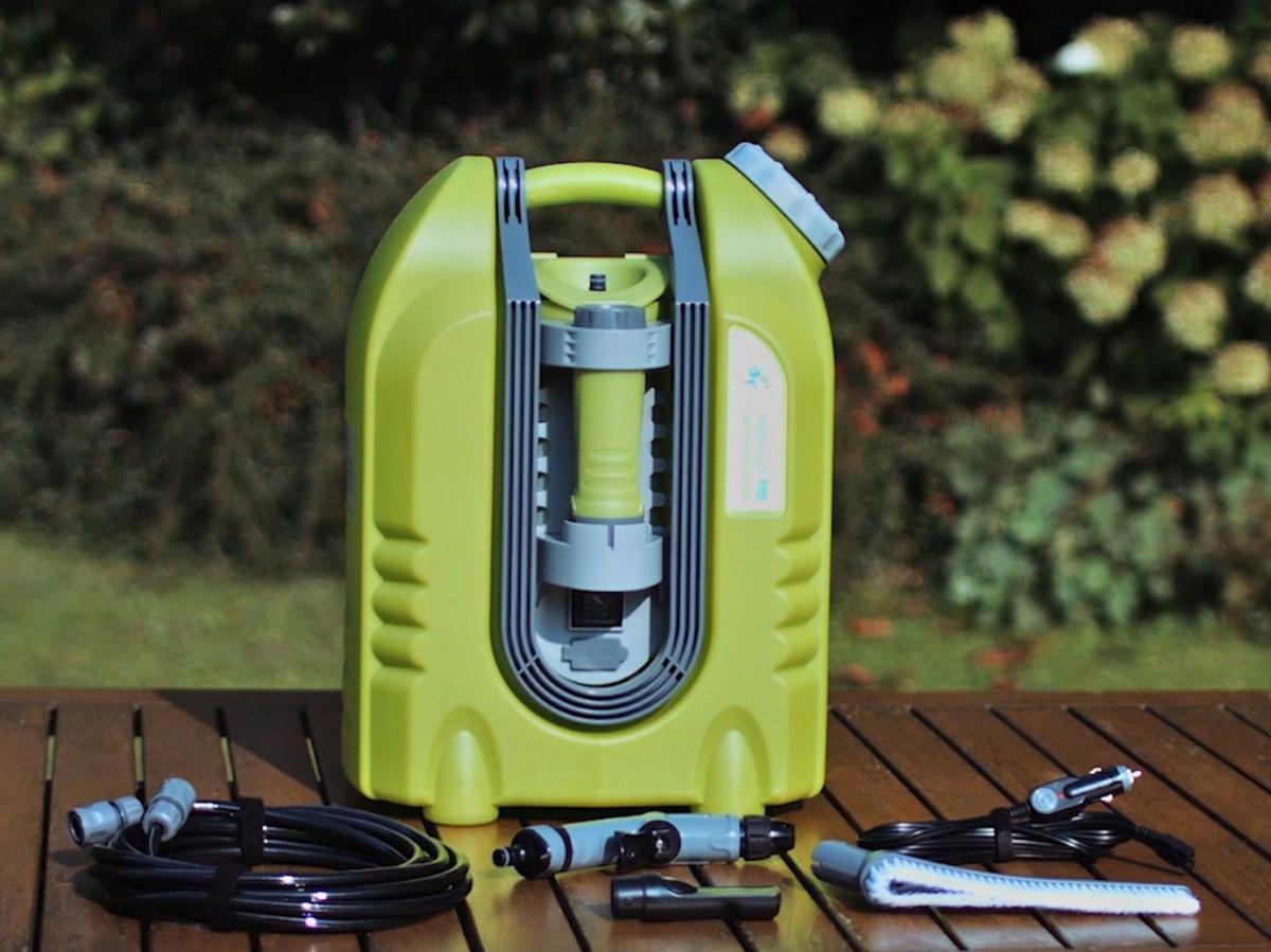 The Aqua2go portable power washer
